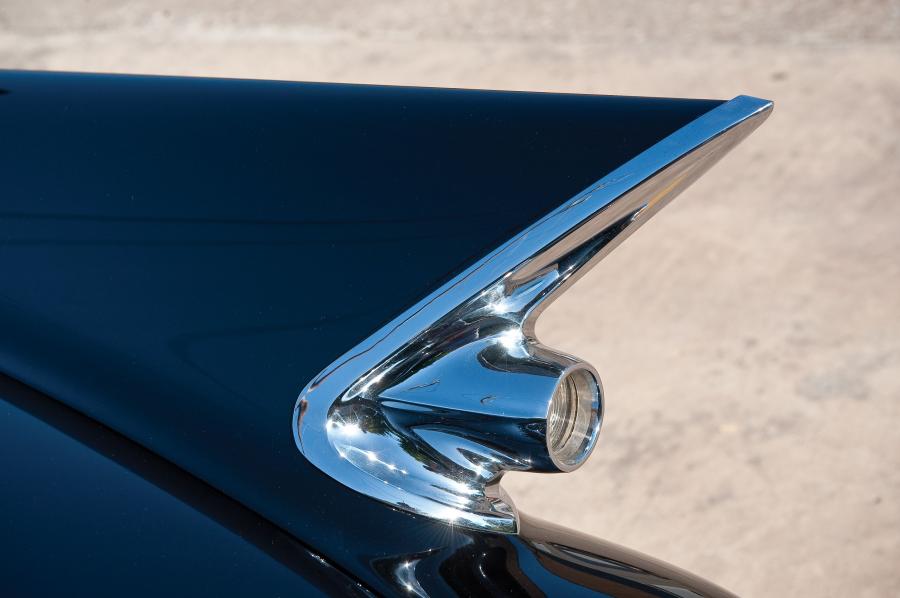 Детали экстерьера Chrysler 300G Convertible (RC4/P 845) 1961 года  (фото 31 из 85)